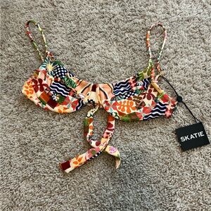 Skatie Melly Top - Maverick